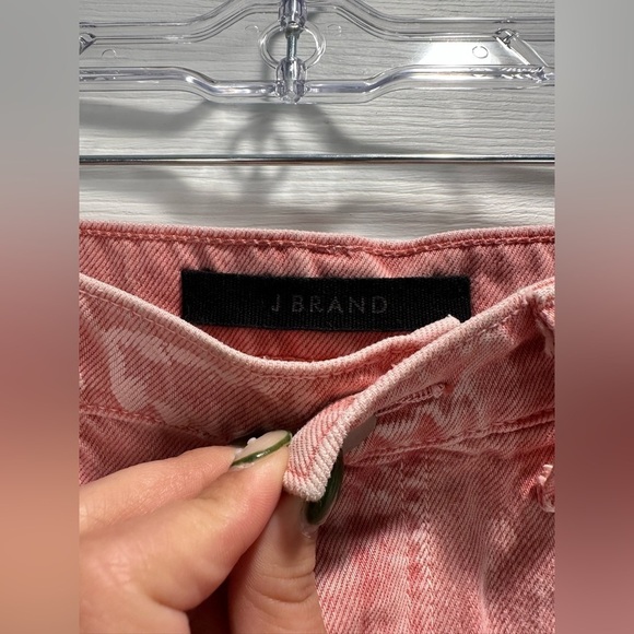 J Brand Women’s Jules High Rise Short Raw Cut Rigid Denim Pink Painted Portal 24 - Picture 3 of 8